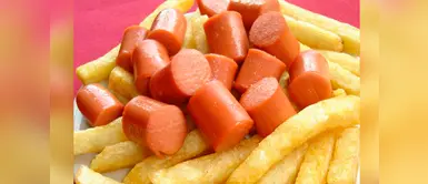 ¿Cómo podemos disfrutar de una exquisita salchipapa sin culpas ? ¿Cómo podemos disfrutar de una exquisita salchipapa sin culpas ?