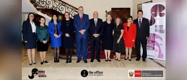 Women Doing Business Mujeres en Diplomacia Women Doing Business Mujeres en Diplomacia