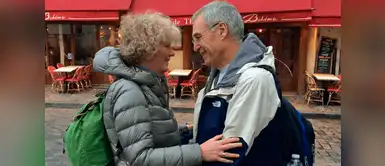 Pareja de viajeros jubilados deja todo y recorre el mundo como locales Pareja de viajeros jubilados deja todo y recorre el mundo como locales