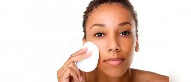 Conoce cuáles son las diferencias entre los tipos de limpiadores faciales Conoce cuáles son las diferencias entre los tipos de limpiadores faciales