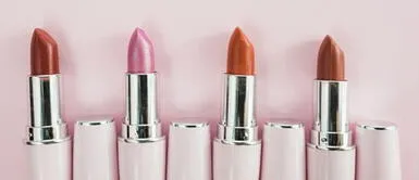 Estos son los tonos de labial que harán ver tus dientes más blancos Estos son los tonos de labial que harán ver tus dientes más blancos