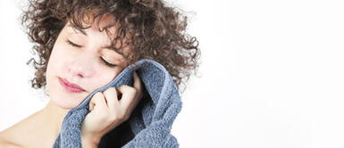 Aprende a aclarar tu cabello de manera natural con esta receta Aprende a aclarar tu cabello de manera natural con esta receta