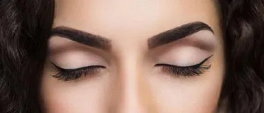 ¿Tatuaje de cejas? Conoce los pros y contras de este tratamiento de belleza ¿Tatuaje de cejas? Conoce los pros y contras de este tratamiento de belleza