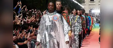 La moda masculina se apropia de las calles de París La moda masculina se apropia de las calles de París