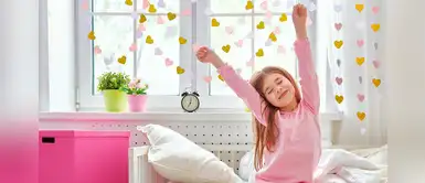 ¿Tu hijo se despierta muy temprano? Consejos para que duerma las horas adecuadas ¿Tu hijo se despierta muy temprano? Consejos para que duerma las horas adecuadas