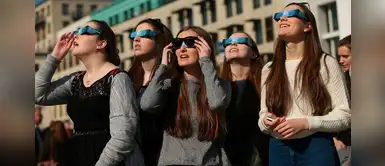 Eclipse solar: consejos para ver el fenómeno astronómico sin dañarte lo ojos Eclipse solar: consejos para ver el fenómeno astronómico sin dañarte lo ojos