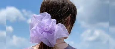 Conoce la nueva tendencia en accesorios para el cabello: ¡Los coleteros XL! Conoce la nueva tendencia en accesorios para el cabello: ¡Los coleteros XL!