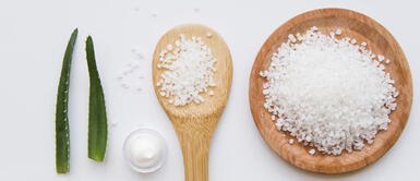 Aprende a preparar un champú casero anticaspa a base de sal Aprende a preparar un champú casero anticaspa a base de sal