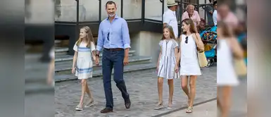 ¿Cómo pasan las vacaciones el Rey Felipe y la Reina Letizia? ¿Cómo pasan las vacaciones el Rey Felipe y la Reina Letizia?
