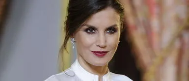 La reina Letizia luce un enterizo low cost que querrás copiar ahora mismo La reina Letizia luce un enterizo low cost que querrás copiar ahora mismo