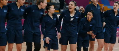 ¡Insólito! Argentina pierde por equivocación de camiseta en partido de básquet ¡Insólito! Argentina pierde por equivocación de camiseta en partido de básquet