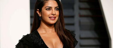 ¿Maquillaje neón? Mira cómo lo luce Priyanka Chopra ¿Maquillaje neón? Mira cómo lo luce Priyanka Chopra