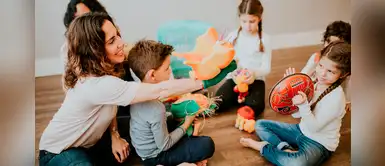 Yomu: método que combina música y yoga para disminuir el bullying Yomu: método que combina música y yoga para disminuir el bullying