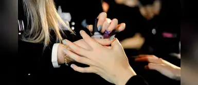 6 colores de esmalte para probar en tu manicure antes que acabe el mes 6 colores de esmalte para probar en tu manicure antes que acabe el mes