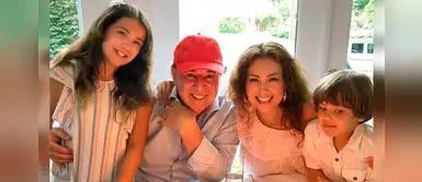 Hija de Thalía no quiso hablar español durante homenaje a su padre Hija de Thalía no quiso hablar español durante homenaje a su padre