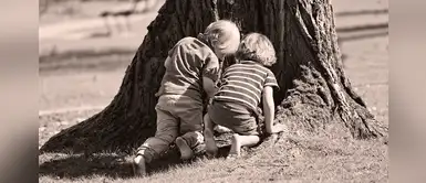 Gemelos de 3 años son rechazados de guardería por tener papás gays Gemelos de 3 años son rechazados de guardería por tener papás gays