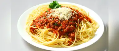 Prepara unos deliciosos tallarines rojos con carne y disfruta con tus engreídos Prepara unos deliciosos tallarines rojos con carne y disfruta con tus engreídos