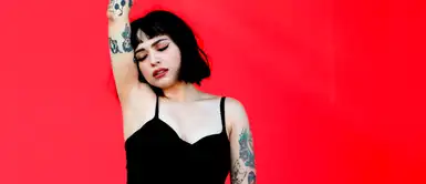 Mon Laferte mostró los senos en protesta por la violencia contra las mujeres en Chile Mon Laferte mostró los senos en protesta por la violencia contra las mujeres en Chile