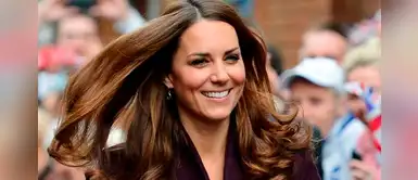 Kate Middleton te muestra un peinado sencillo de replicar Kate Middleton te muestra un peinado sencillo de replicar