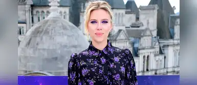 Scarlett Johansson te enseña cómo combinar tu maquillaje con tu outfit Scarlett Johansson te enseña cómo combinar tu maquillaje con tu outfit