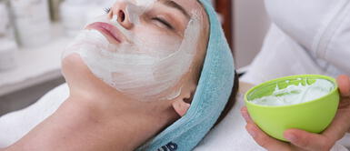 Aprende a hacer mascarillas con avena para reducir los poros abiertos Aprende a hacer mascarillas con avena para reducir los poros abiertos