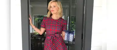 Reese Witherspoon trae de regreso la falda plisada Reese Witherspoon trae de regreso la falda plisada