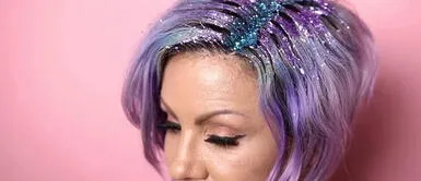Glitter hair, la nueva tendencia para llevar el brillo en el cabello Glitter hair, la nueva tendencia para llevar el brillo en el cabello