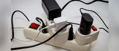 ¿Qué hacer para evitar descargas eléctricas y cuáles son los primeros auxilios? ¿Qué hacer para evitar descargas eléctricas y cuáles son los primeros auxilios?