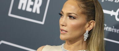Jennifer Lopez y el vestido sirena con el que conquistó los Critic's Choice Awards Jennifer Lopez y el vestido sirena con el que conquistó los Critic's Choice Awards
