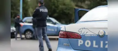 Tres cachorritos fueron rescatados del contenedor de la basura por la policía Tres cachorritos fueron rescatados del contenedor de la basura por la policía