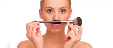 Aprende a maquillar tus bigotes en 3 sencillos pasos Aprende a maquillar tus bigotes en 3 sencillos pasos