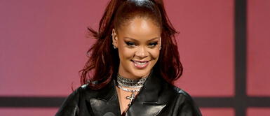 Rihanna y el look en el que las botas metalizadas fueron las protagonistas Rihanna y el look en el que las botas metalizadas fueron las protagonistas