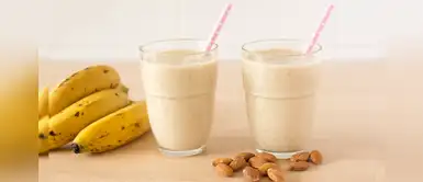 ¡Yumi Yumi! Bebida sin azúcar gracias al smoothie de plátano con avena y almendras ¡Yumi Yumi! Bebida sin azúcar gracias al smoothie de plátano con avena y almendras