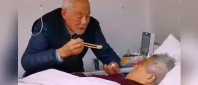 Anciano demuestra verdadero amor al cuidar a su esposa infectada por coronavirus Anciano demuestra verdadero amor al cuidar a su esposa infectada por coronavirus