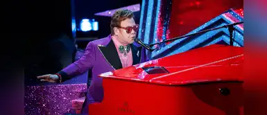 Elton John llora a mitad de su concierto para anunciar que tiene neumonía Elton John llora a mitad de su concierto para anunciar que tiene neumonía
