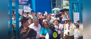 Coronavirus en Perú: Personal del hospital Uldarico Rocca protestan y denuncian que no están capacitados Coronavirus en Perú: Personal del hospital Uldarico Rocca protestan y denuncian que no están capacitados