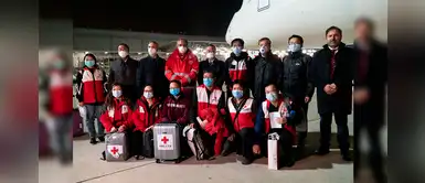 Médicos chinos que frenaron covid-19 en Wuhan llegaron a Italia para salvar a infectados Médicos chinos que frenaron covid-19 en Wuhan llegaron a Italia para salvar a infectados