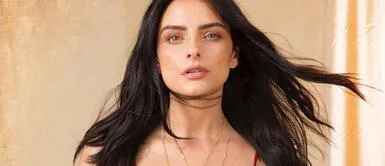 Aislinn Derbez y la vez que vistió de total black y en sexy cuero Aislinn Derbez y la vez que vistió de total black y en sexy cuero