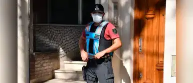 Mujer no cumple cuarentena y es acusada por su padre ante las autoridades Mujer no cumple cuarentena y es acusada por su padre ante las autoridades