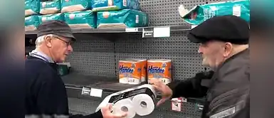 ¡No todo es egoísmo! Hombre le concede papel higiénico a anciano tras acabarse en tienda ¡No todo es egoísmo! Hombre le concede papel higiénico a anciano tras acabarse en tienda