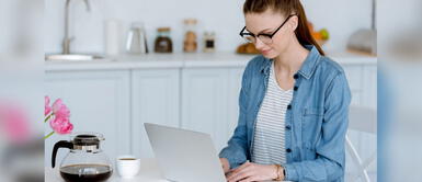 ¿Trabajas desde casa? Consigue un look cómodo y sofisticado en menos de 5 minutos ¿Trabajas desde casa? Consigue un look cómodo y sofisticado en menos de 5 minutos