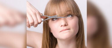 ¿Quieres cortar tu flequillo esta cuarentena? Te explicamos cómo lograrlo paso a paso ¿Quieres cortar tu flequillo esta cuarentena? Te explicamos cómo lograrlo paso a paso