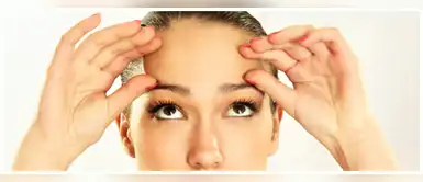 ¿Tienes la frente grande? Aprende el tip de maquillaje ideal para disimularlo ¿Tienes la frente grande? Aprende el tip de maquillaje ideal para disimularlo