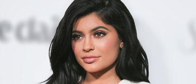 Kylie Jenner sabe que el total black también es ideal para dentro de la casa Kylie Jenner sabe que el total black también es ideal para dentro de la casa