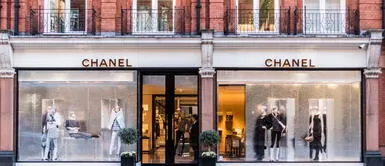 Chanel se compromete a fabricar material médico para centros de salud franceses Chanel se compromete a fabricar material médico para centros de salud franceses