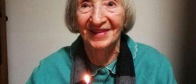 Abuelita de 102 años le gana la batalla al covid-19 y se convierte en símbolo de esperanza Abuelita de 102 años le gana la batalla al covid-19 y se convierte en símbolo de esperanza