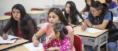 Día de la Educación: ¡Ofrecen beneficios educativos para 700 jóvenes y adultos! Día de la Educación: ¡Ofrecen beneficios educativos para 700 jóvenes y adultos!