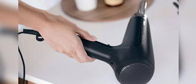 ¡Cuidado! El aire caliente de la secadora de pelo no mata el coronavirus covid-19 ¡Cuidado! El aire caliente de la secadora de pelo no mata el coronavirus covid-19