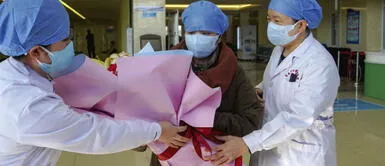 "Dudé volver a ver a mi hija": Paciente relata su experiencia tras superar el Covid-19 "Dudé volver a ver a mi hija": Paciente relata su experiencia tras superar el Covid-19