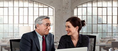 Anne Hathaway y las claves de estilo que llevó en ‘Pasante de Moda’ Anne Hathaway y las claves de estilo que llevó en ‘Pasante de Moda’